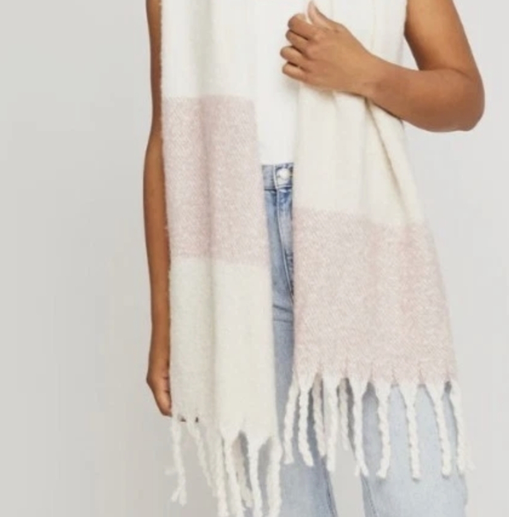 Gentle Fawn Pink/White/Gray Scarf 100% Polyester